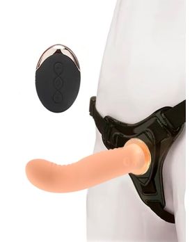 Женский вибрострапон со съемной насадкой и пультом ДУ