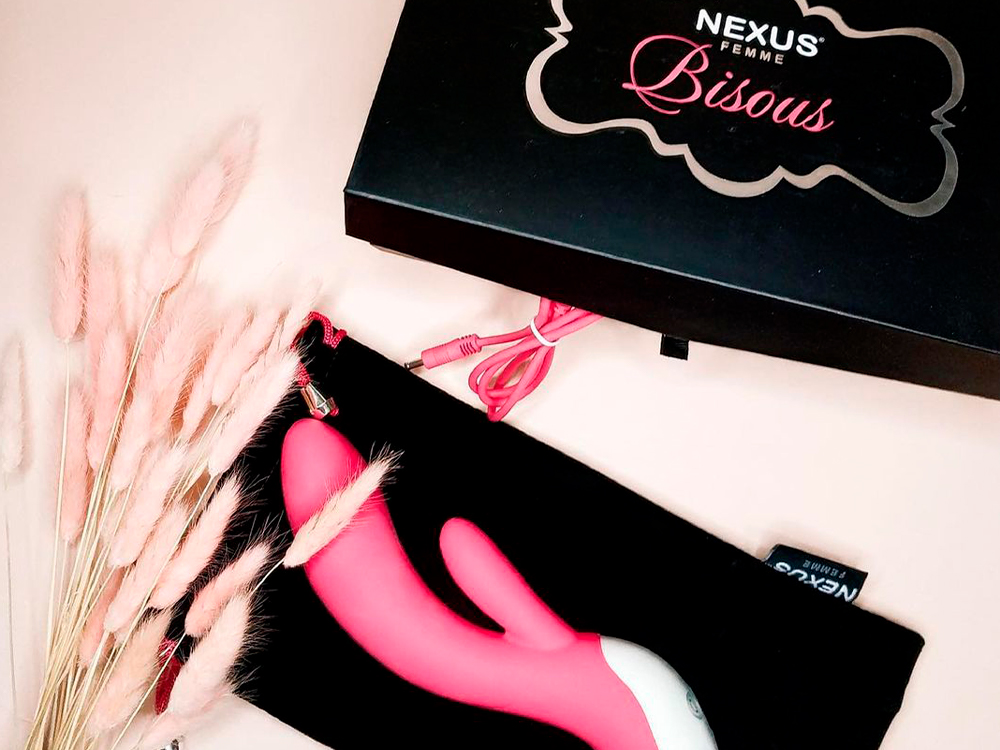 Femme Bisous Rabbit Vibrator with Rotation
