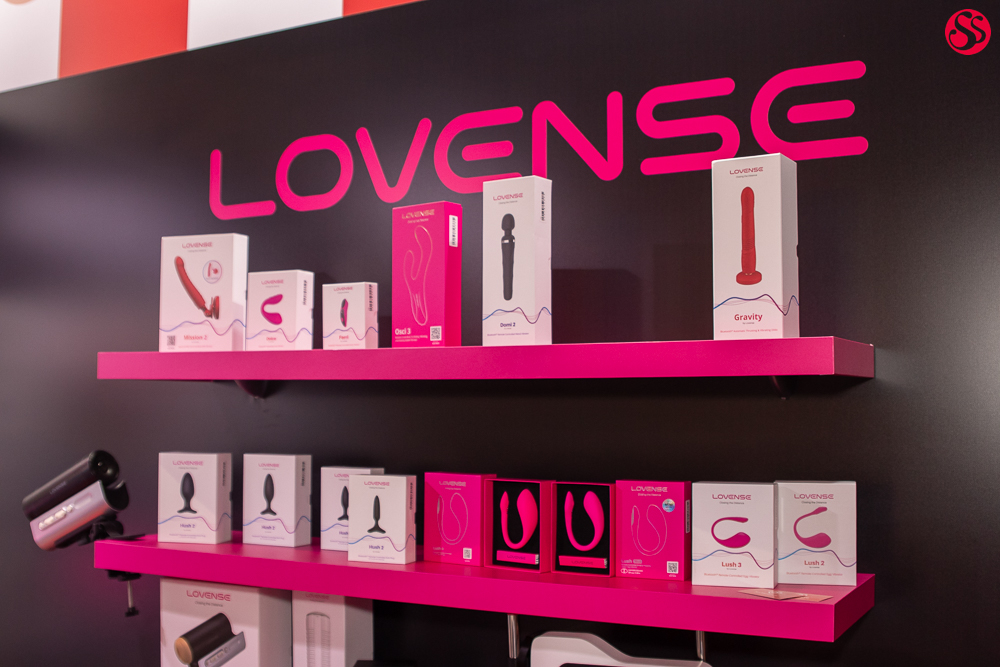ЭроЭкспо-2025: бренд Lovense на стенде С-Маркет
