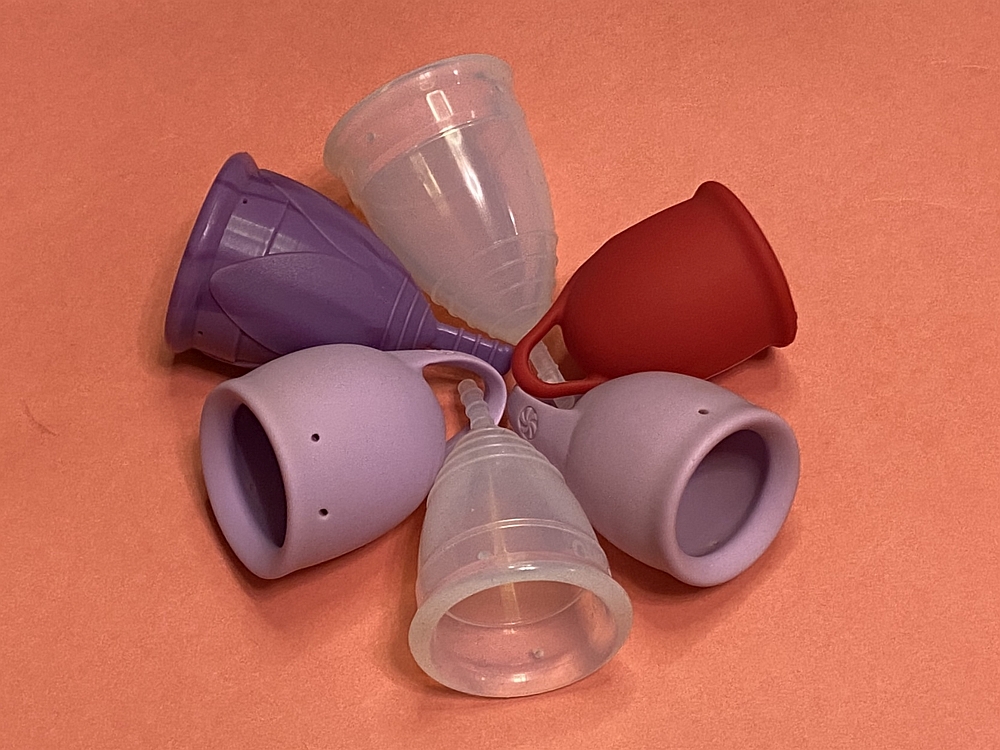 Менструальные чаши OneCUP, Berry Cup, Lola Games и Woma