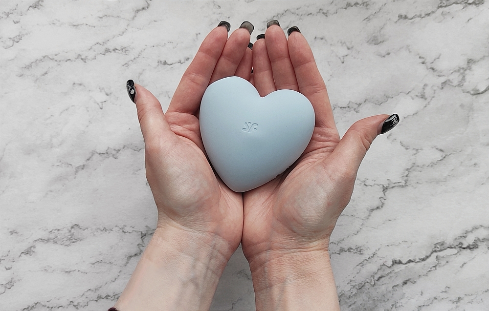 Вибромассажер Cutie Heart с вакуум-волновой стимуляцией